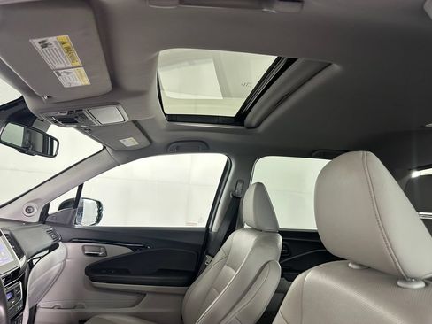 Used 2019 Honda Ridgeline RTL-E image 22