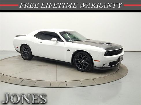 Used 2023 Dodge Challenger R/T w/ Blacktop Package image 1