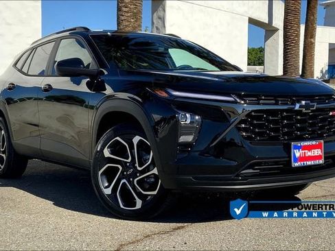 New 2026 Chevrolet Trax RS image 2