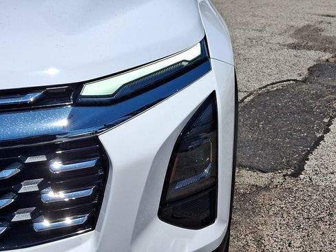 Used 2025 Chevrolet Equinox LT w/ Convenience Package II AWD/4WD image 10