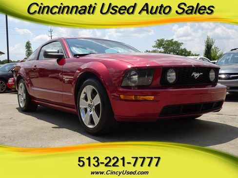 Used 2006 Ford Mustang GT RWD image 1