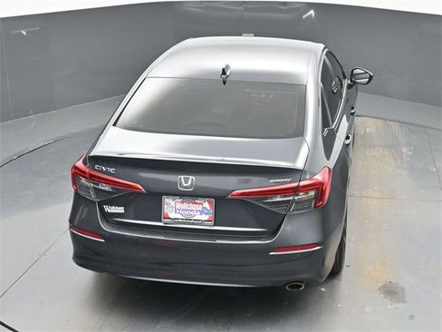 Certified 2022 Honda Civic Sport image 32