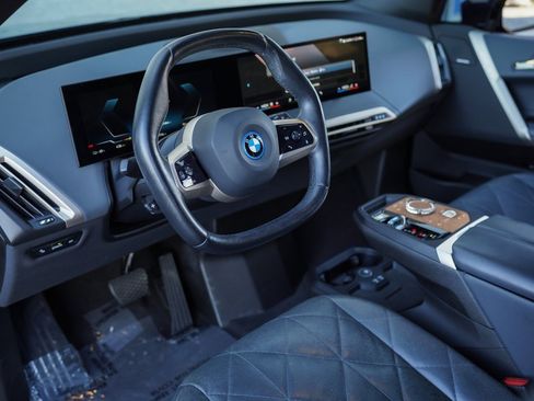 Used 2024 BMW iX xDrive50 w/ Premium Package image 19