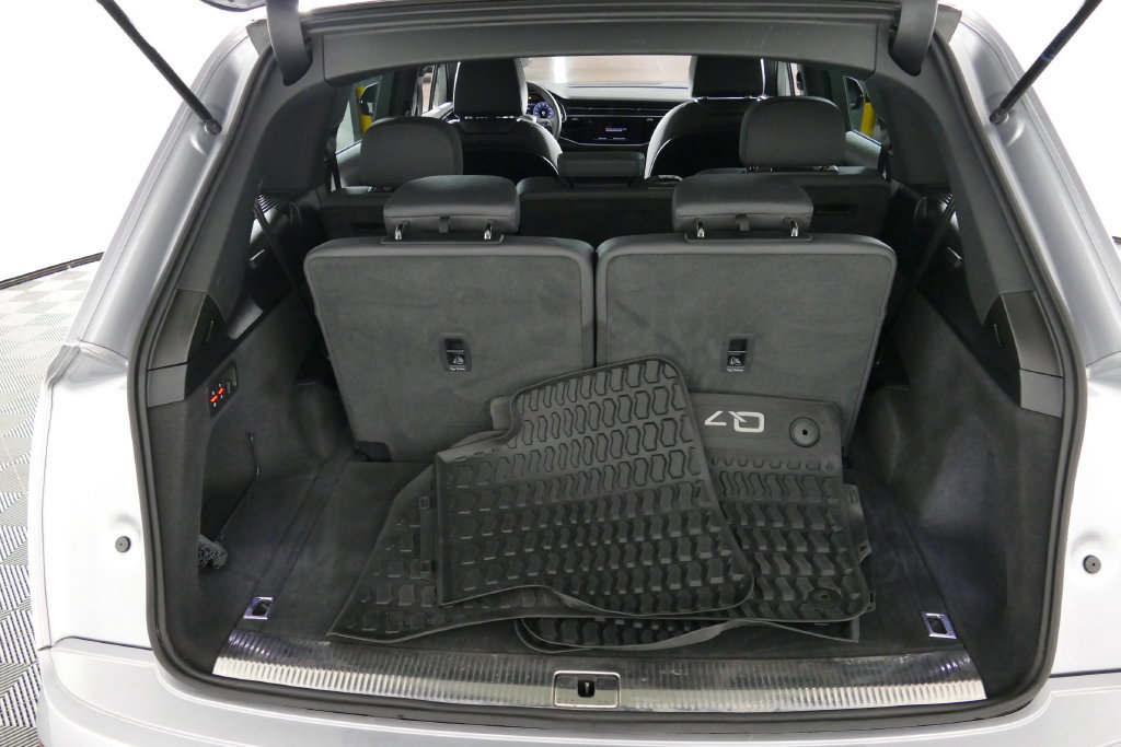 Used 2021 Audi Q7 2.0T Premium Plus AWD/4WD image 31
