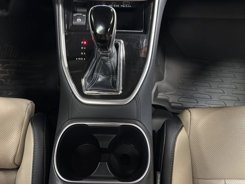 Certified 2023 Subaru Outback Limited image 35