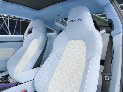 Used 2025 Porsche 911 Turbo S image 37