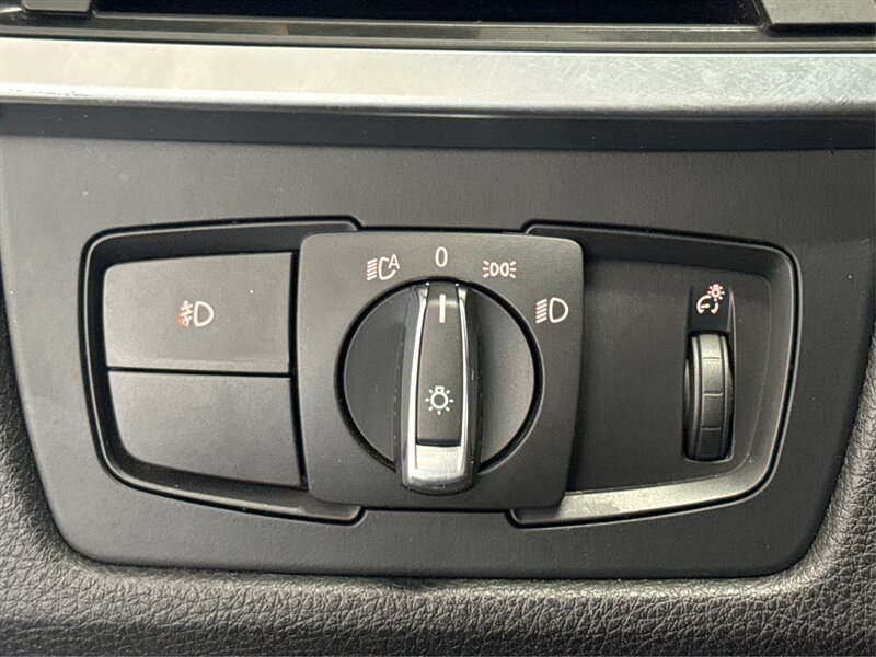 Used 2013 BMW 328i Sedan RWD image 26