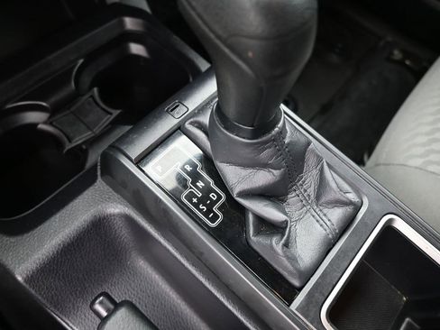 Used 2021 Toyota Tacoma SR5 image 33