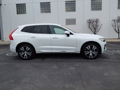 Used 2022 Volvo XC60 B5 Inscription w/ Advanced Package image 9