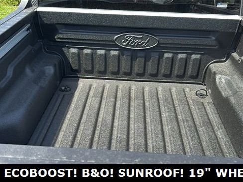 New 2025 Ford Maverick Lobo image 32