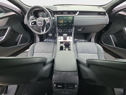 Certified 2022 Jaguar F-PACE SVR AWD/4WD image 9