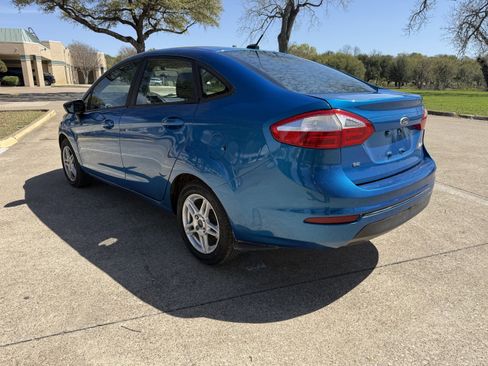 Used 2017 Ford Fiesta SE image 7