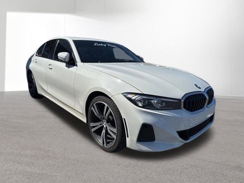 Used 2023 BMW 330i xDrive Sedan w/ Premium Package image 14
