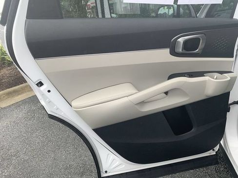 Used 2024 Kia Sorento S w/ Panoramic Sunroof Package FWD image 15
