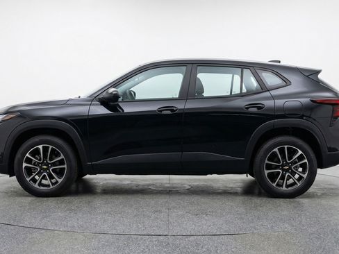 Used 2025 Chevrolet TrailBlazer LT image 5