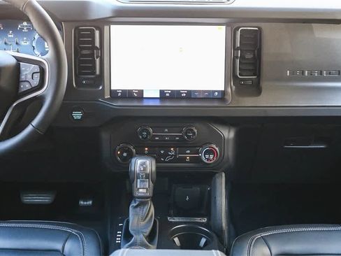 New 2025 Ford Bronco Badlands w/ Sasquatch Package image 13