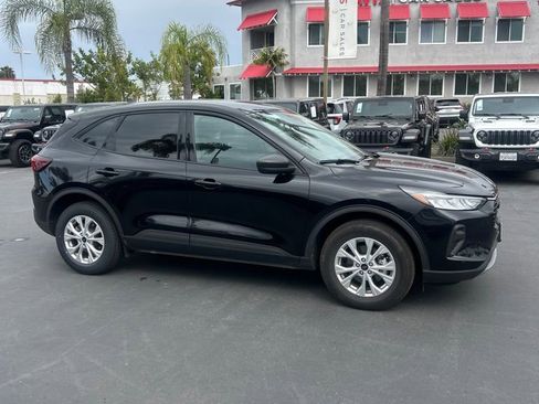 Used 2025 Ford Escape Active image 5