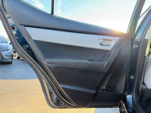 Used 2017 Toyota Corolla LE image 25