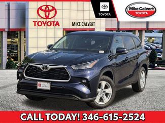 Certified 2025 Toyota Highlander LE FWD video 1