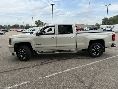 Used 2015 Chevrolet Silverado 1500 High Country AWD/4WD image 6