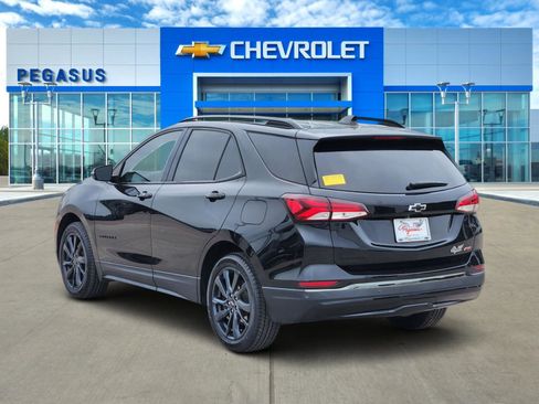 Used 2022 Chevrolet Equinox RS w/ RS Leather Package FWD image 4