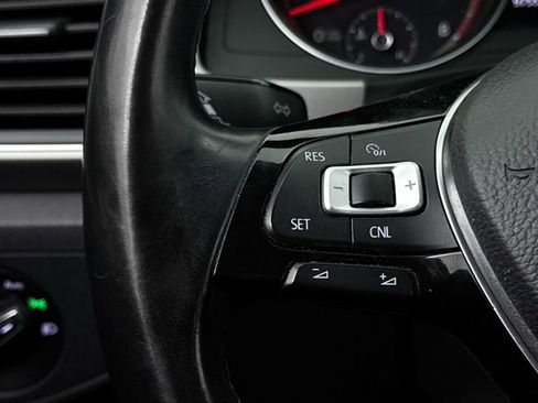 Used 2018 Volkswagen Atlas SE FWD image 30