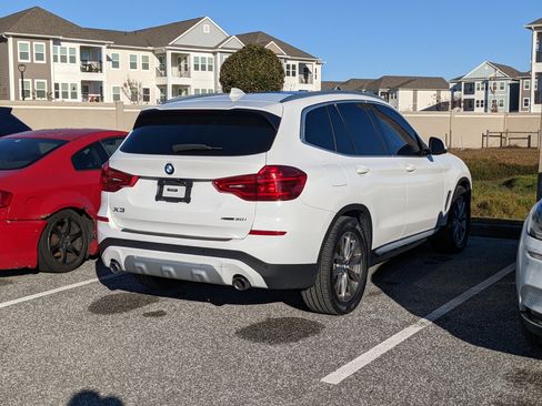 Used 2019 BMW X3 xDrive30i w/ Driving Assistance Package image 8