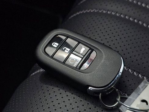 New 2026 Honda HR-V EX-L image 34