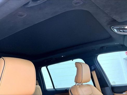 Used 2025 Jeep Grand Cherokee L Summit image 20