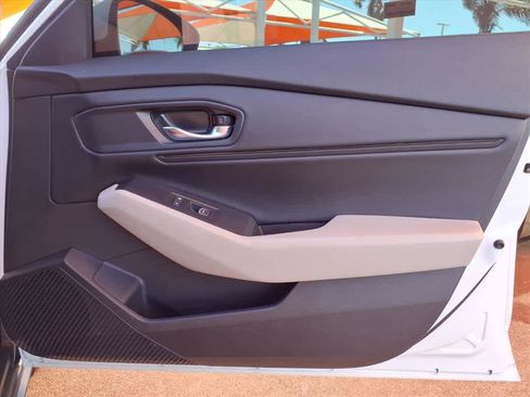 Used 2024 Honda Accord EX image 23