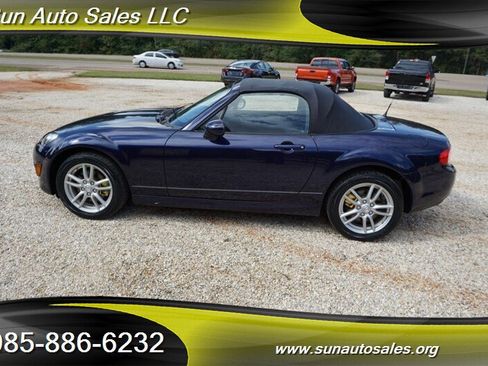 Used 2012 MAZDA MX-5 Miata Sport image 9