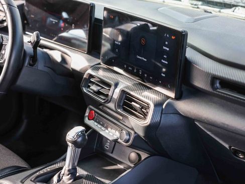 Used 2024 Ford Mustang Convertible image 4