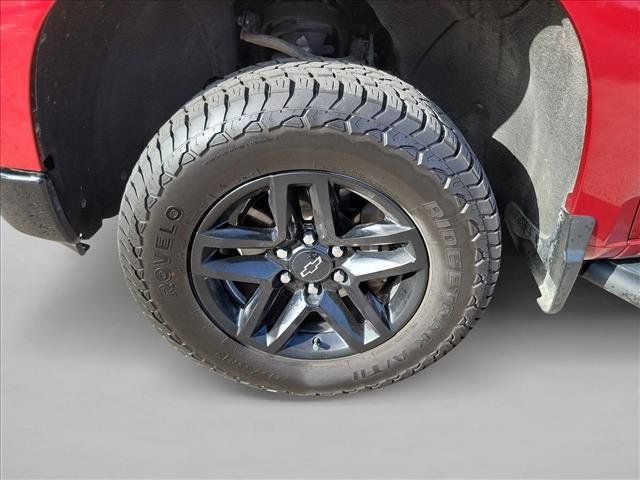 Used 2022 Chevrolet Silverado 1500 LT Trail Boss w/ LT Trail Boss Premium Package AWD/4WD image 9