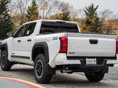 New 2025 Toyota Tacoma TRD Off-Road image 5