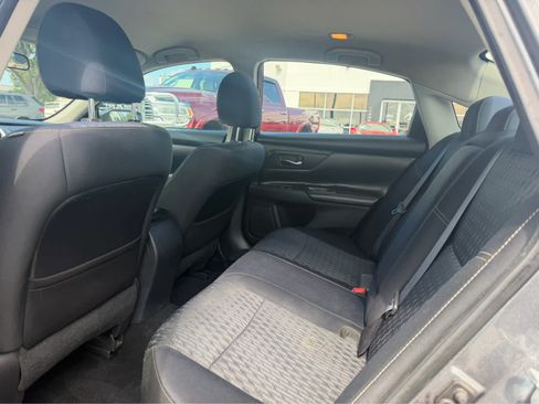 Used 2017 Nissan Altima 2.5 S w/ Power Driver Seat Package FWD image 13