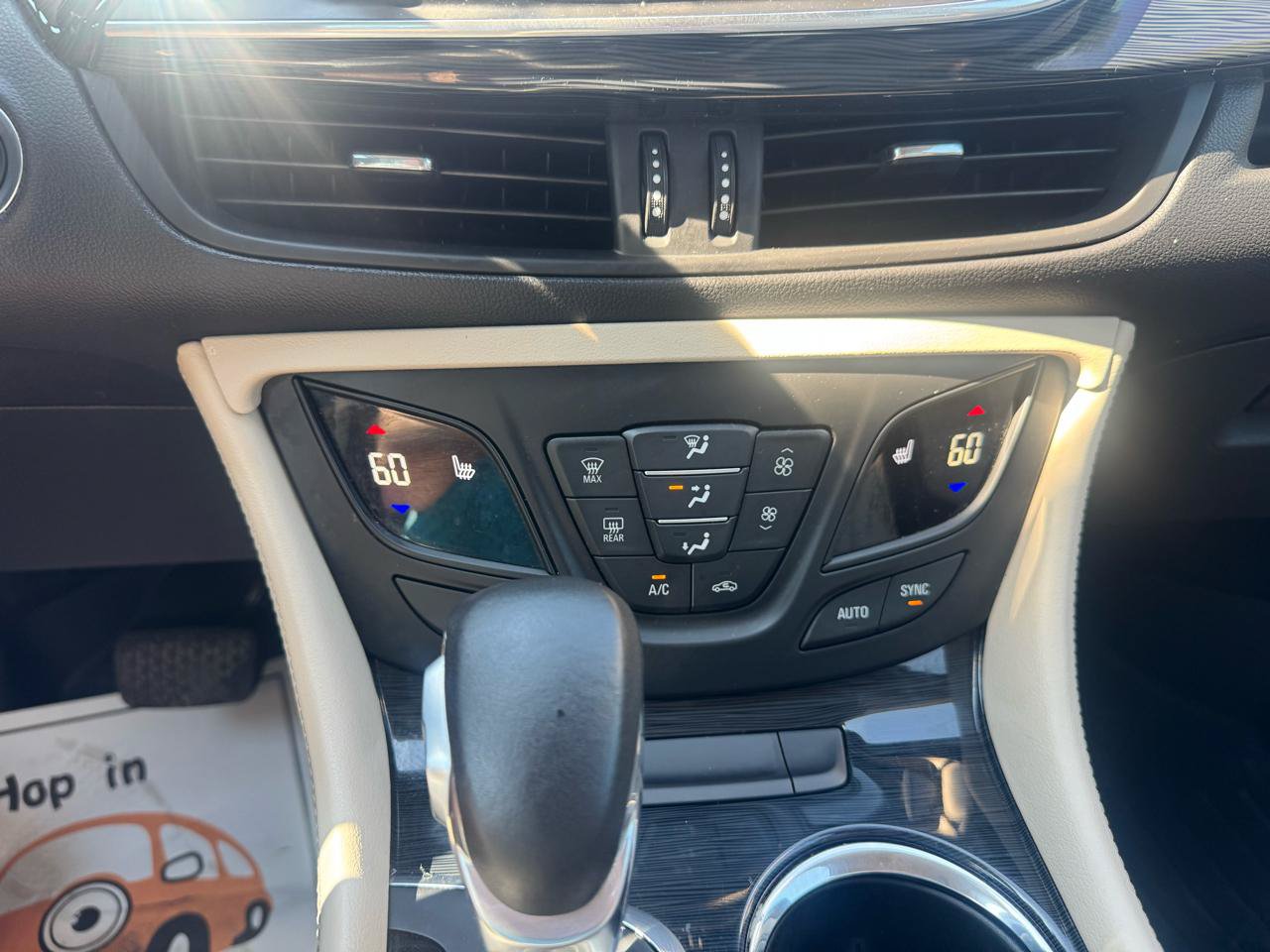 Used 2018 Buick Envision Preferred FWD image 14