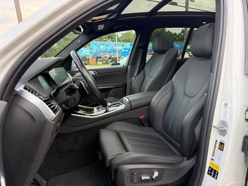 Used 2020 BMW X5 xDrive40i w/ Convenience Package AWD/4WD image 13