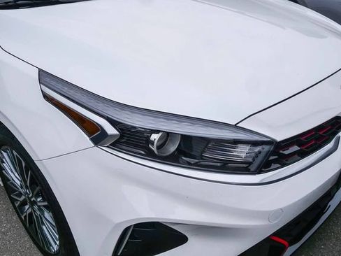 Used 2023 Kia Forte GT-Line FWD image 3