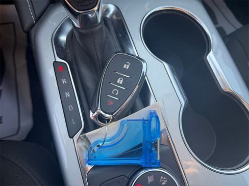 Certified 2025 Chevrolet Blazer LT image 32