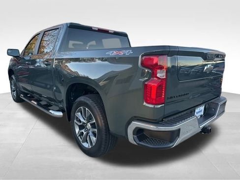New 2026 Chevrolet Silverado 1500 LT image 3