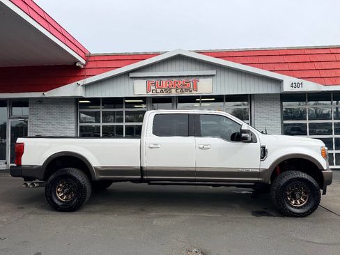 Used 2017 Ford F250 King Ranch w/ King Ranch Ultimate Package image 2