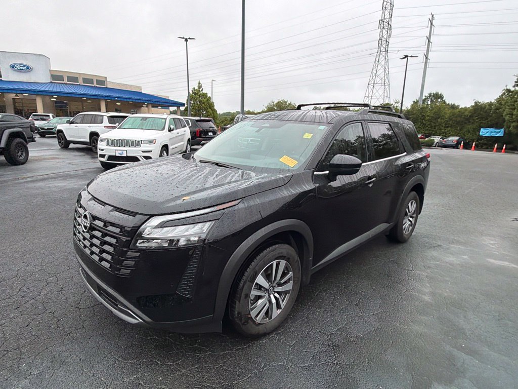 Used 2026 Nissan Pathfinder SL FWD image 16