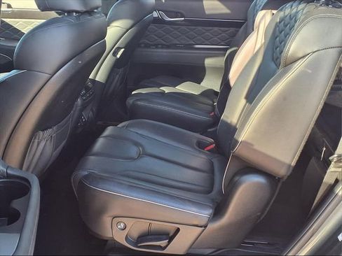 Used 2022 Hyundai Palisade Calligraphy w/ Winter Package image 13