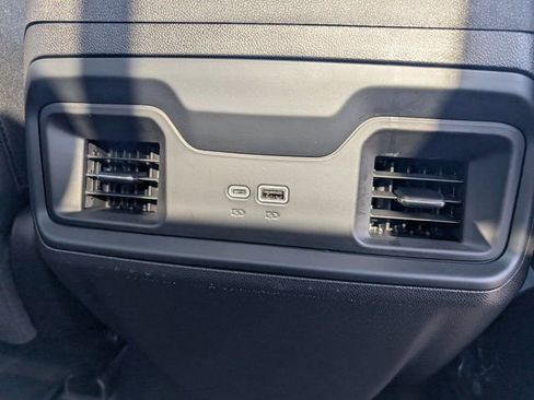 Used 2025 Chevrolet Silverado 1500 LT Trail Boss w/ Convenience Package II image 6