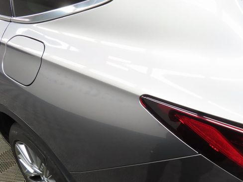 Used 2023 Acura MDX SH-AWD w/ Advance Package image 34