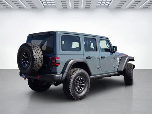 New 2025 Jeep Wrangler Unlimited Rubicon w/ XTREMEE 35" Tire Package image 6