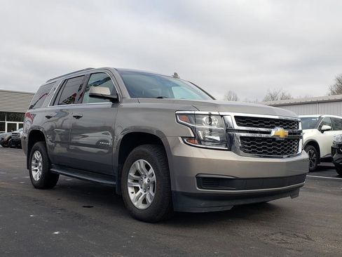 Used 2017 Chevrolet Tahoe LT image 3