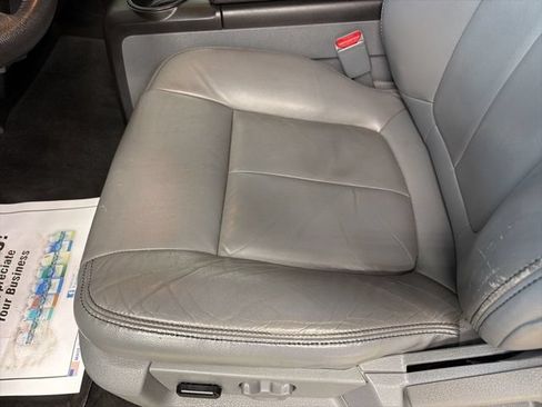 Used 2014 Ford F150 XLT w/ Equipment Group 302A Luxury AWD/4WD image 12