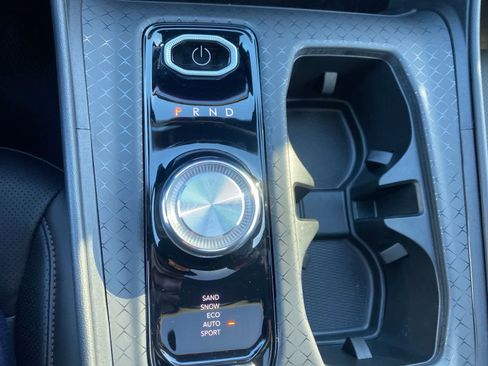 Used 2025 Jeep Wagoneer S Limited w/ Comfort Package image 16