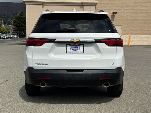 Used 2023 Chevrolet Traverse LT image 5